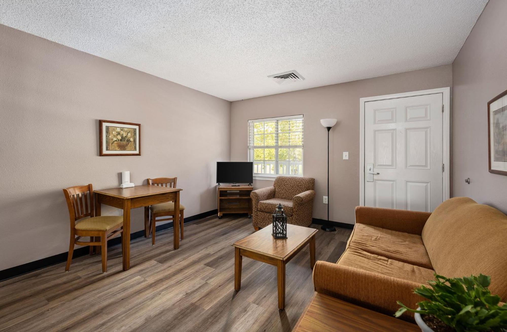 Affordable Suites Greenville Exterior photo